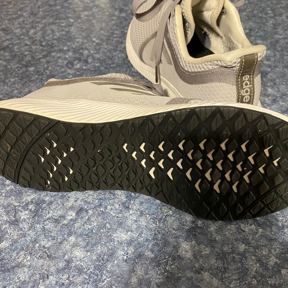 Gray Addias Edge Lux/ like new - Picture 3 of 3